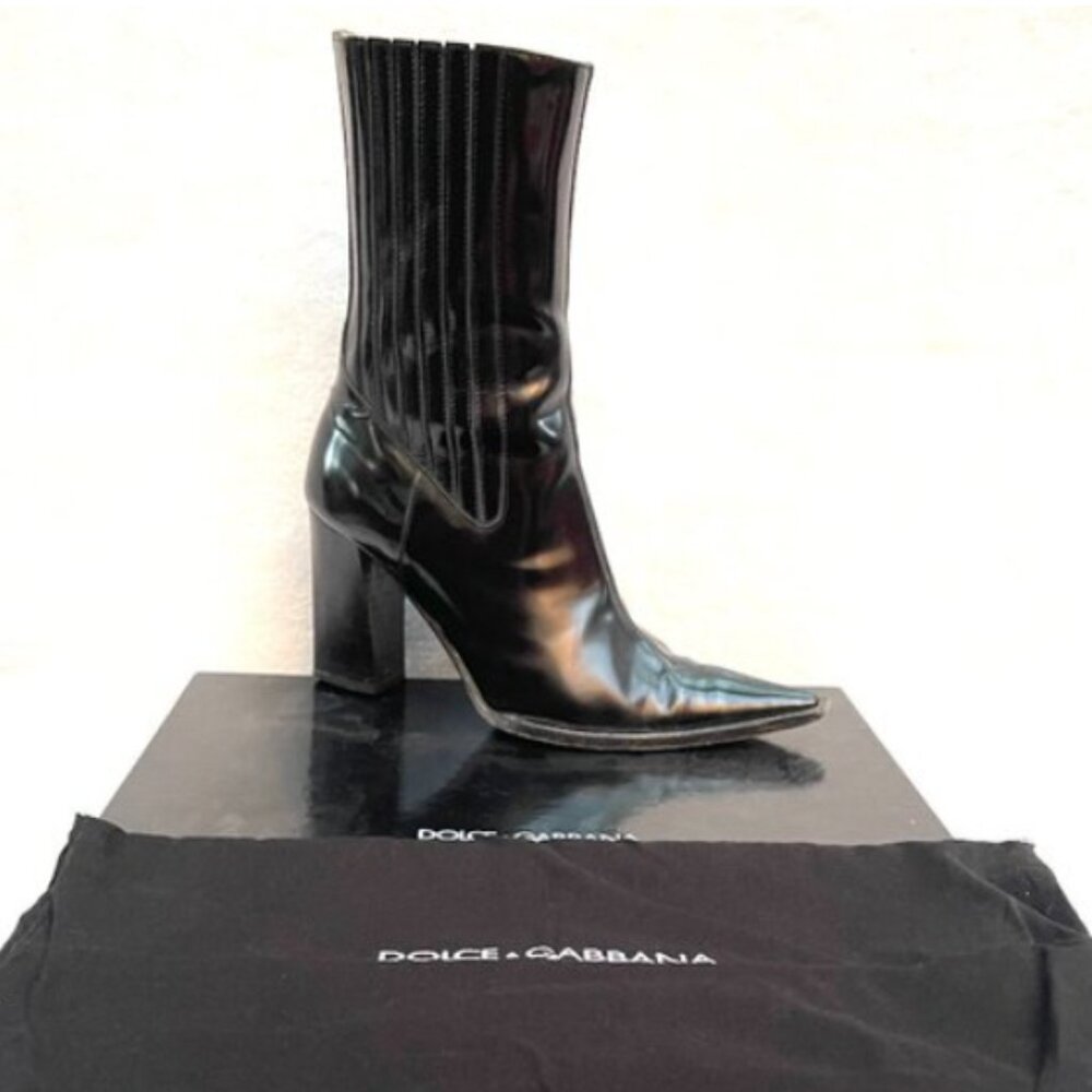 Auc Dolce&Gabbana pointed toe elasticized gores chunky heel smooth leather boots - Picture 1 of 13